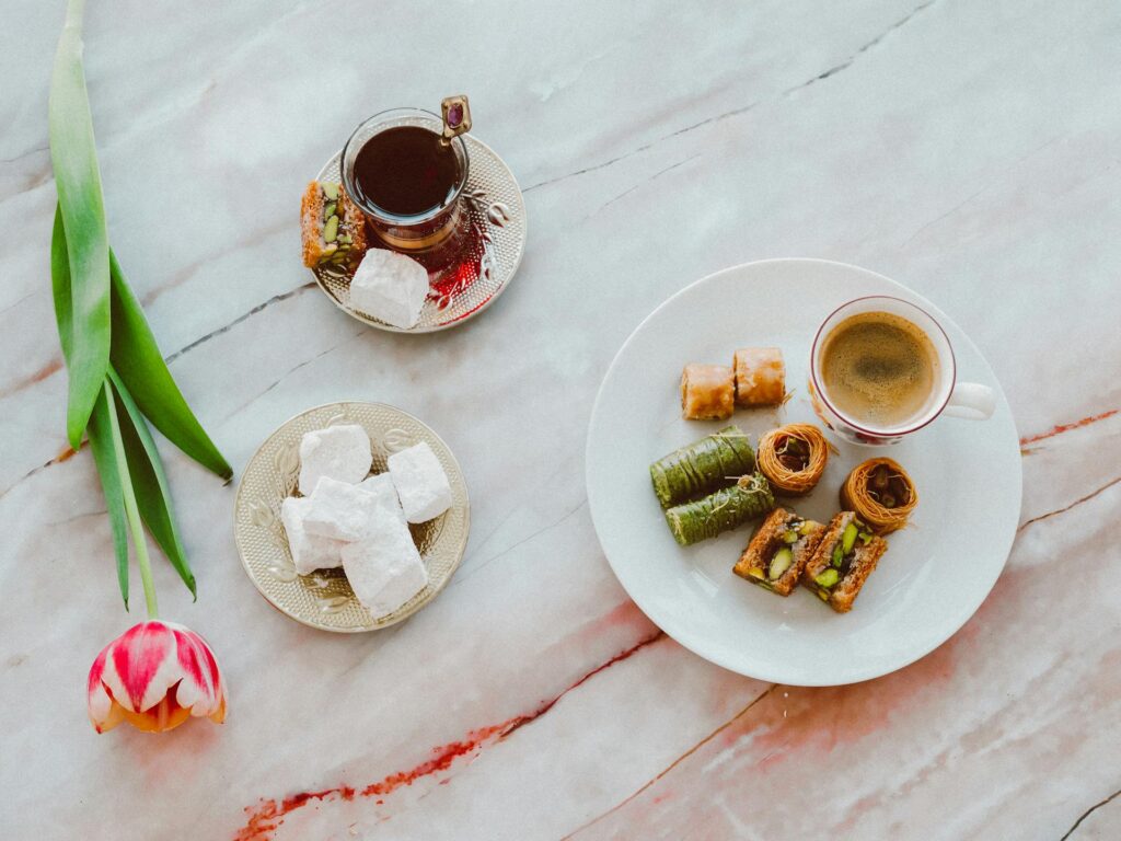 turkish tea and turkish delight